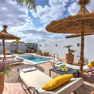 4* Riad Awa